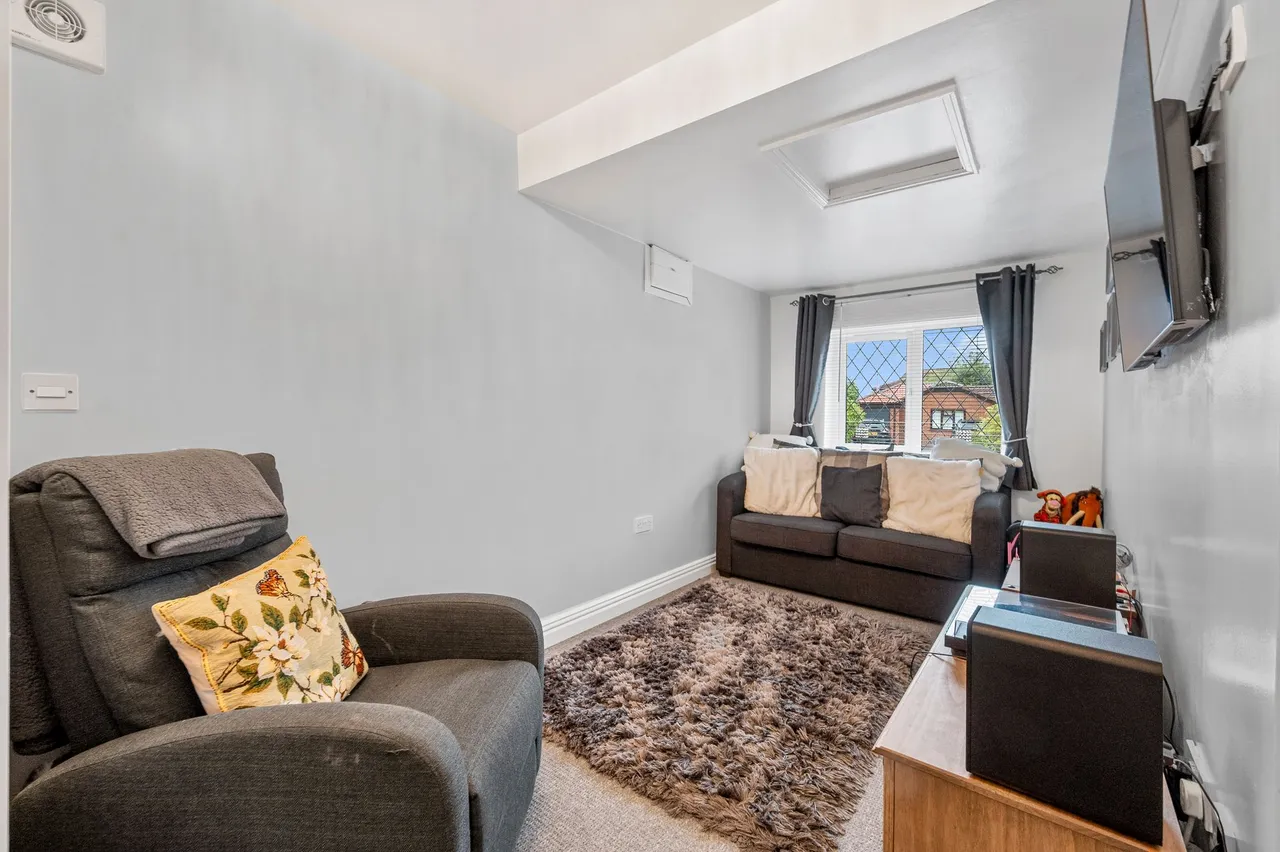 Long Meadow, Eccleston, WA10, photo 16