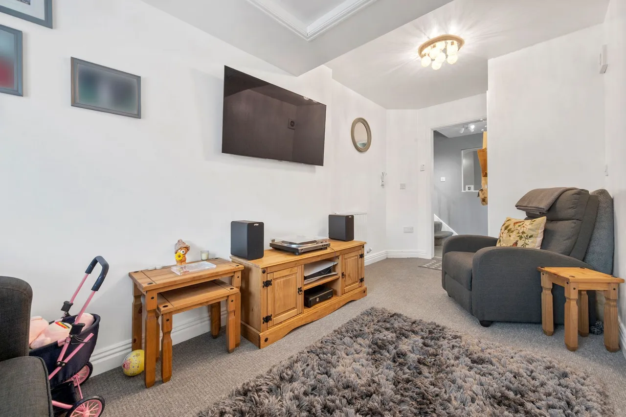Long Meadow, Eccleston, WA10, photo 14