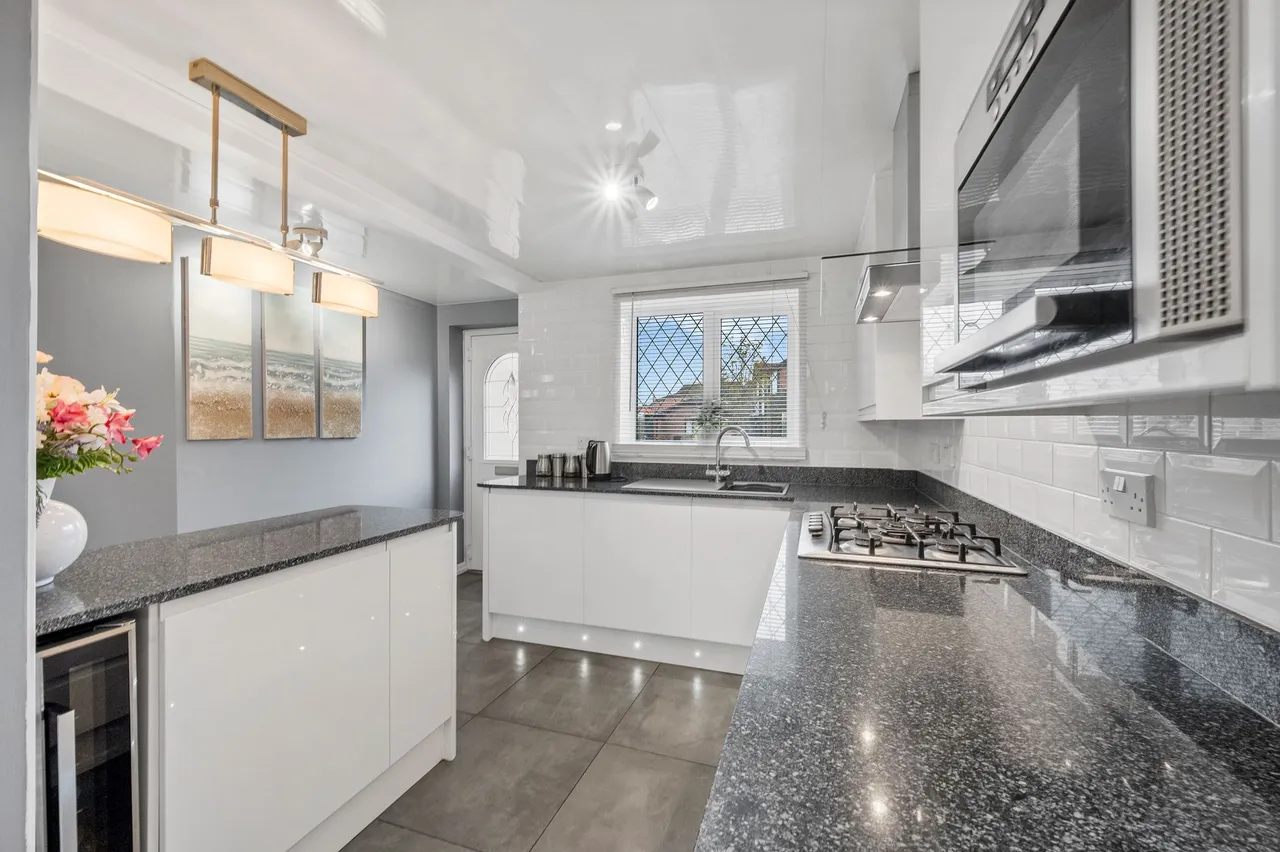 Long Meadow, Eccleston, WA10, photo 5