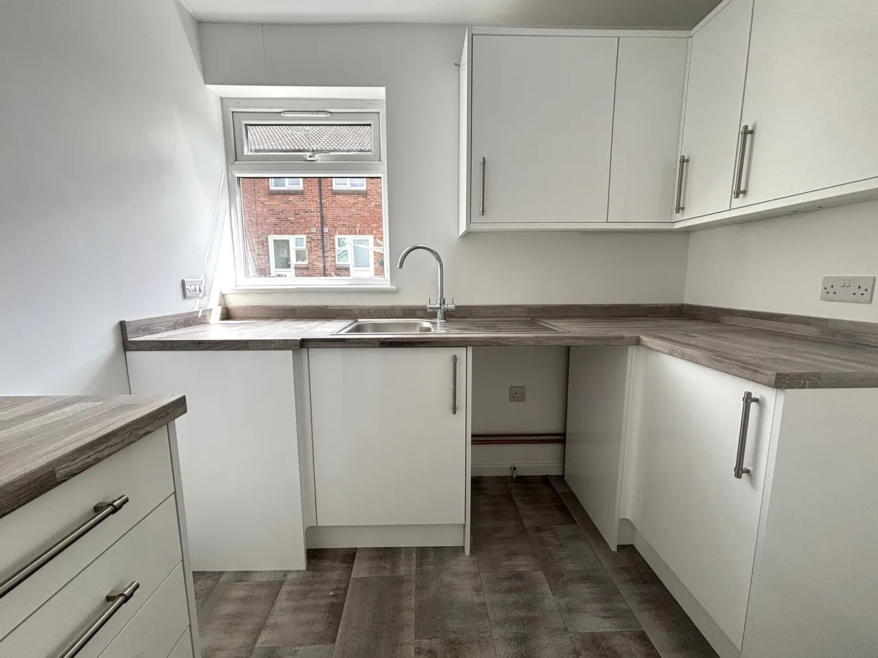 Staveton Close, Bramhall, SK7, photo 5