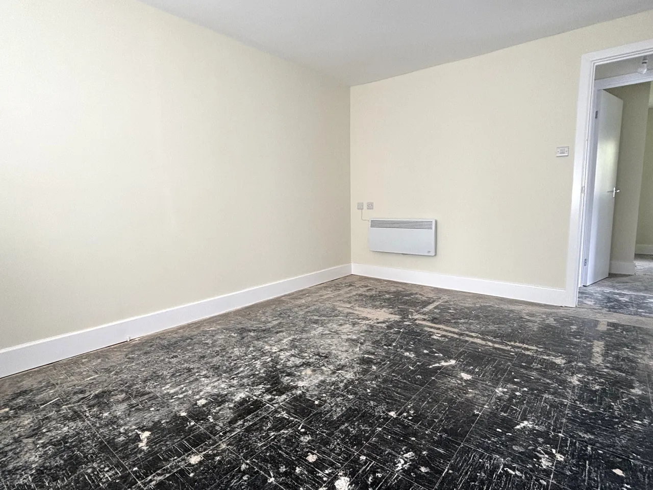 Staveton Close, Bramhall, SK7, photo 9