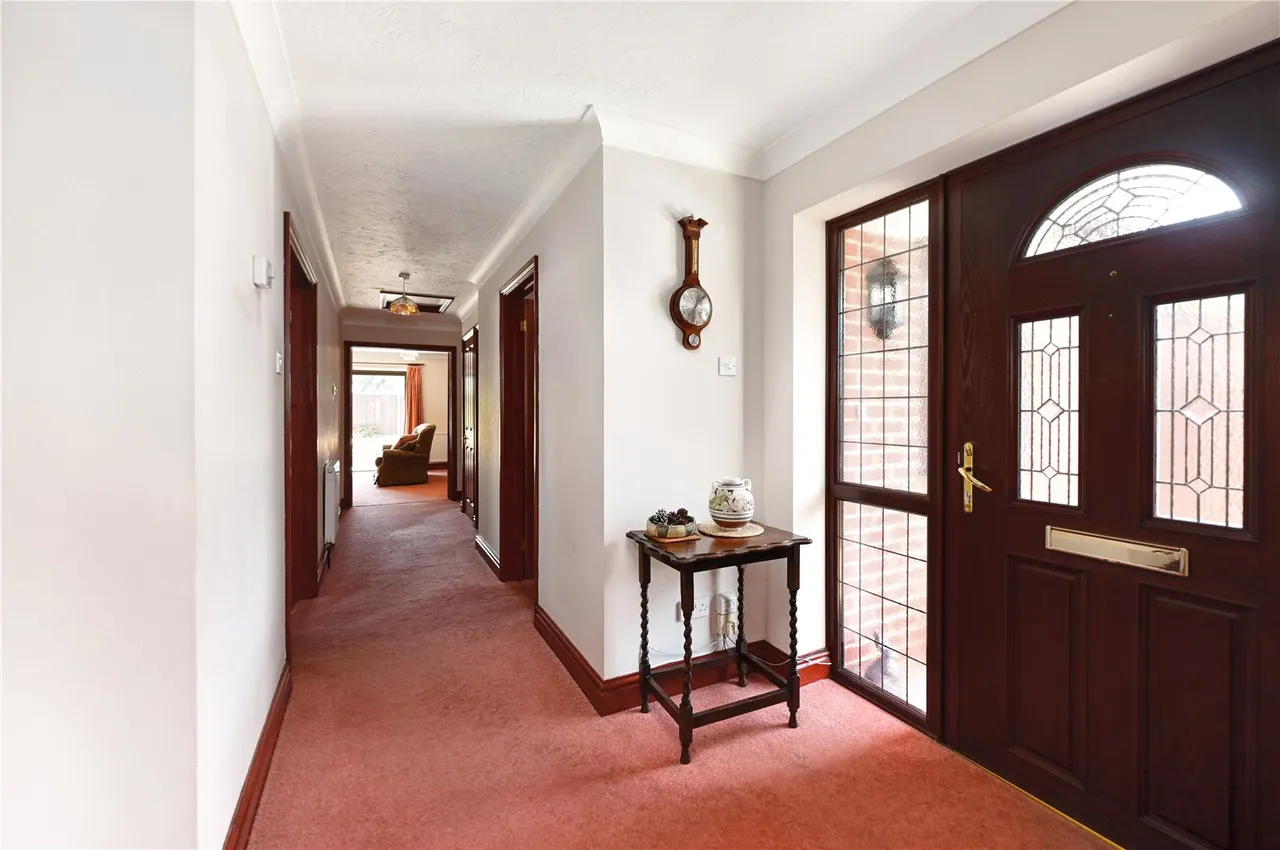 Mytchett Road, Mytchett, GU16, photo 8