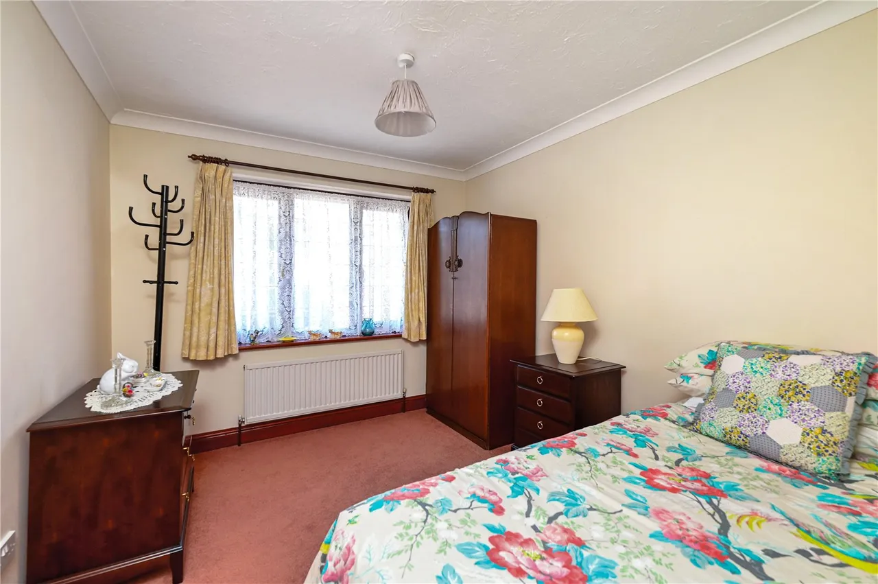 Mytchett Road, Mytchett, GU16, photo 12