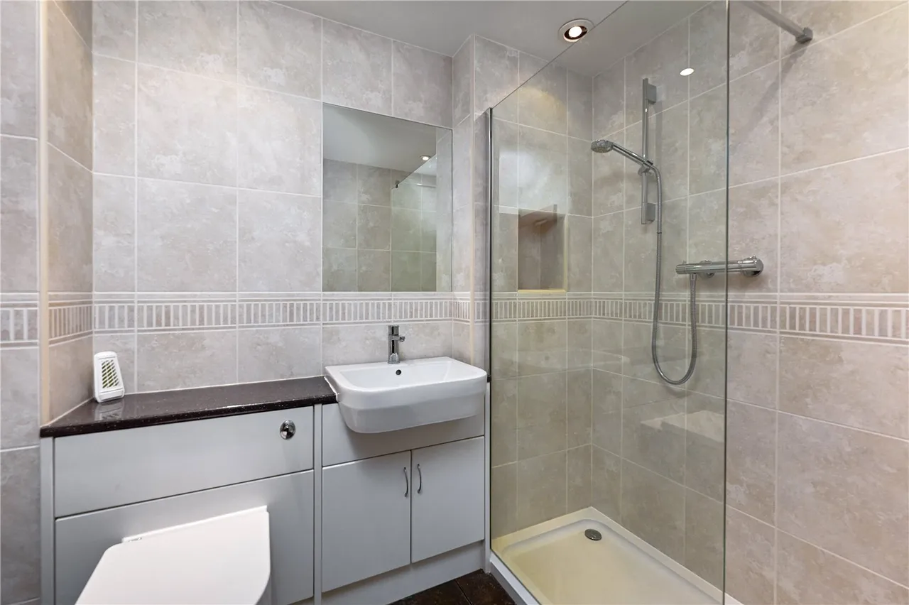 Mytchett Road, Mytchett, GU16, photo 11