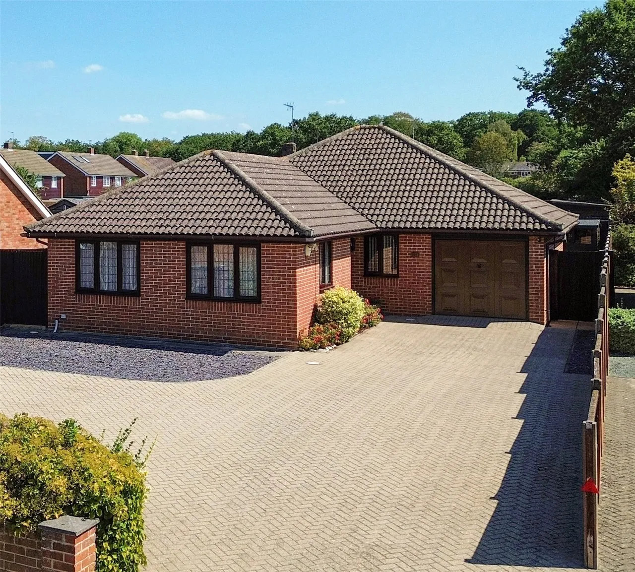 4 bed house for sale, Mytchett Road, Mytchett, GU16