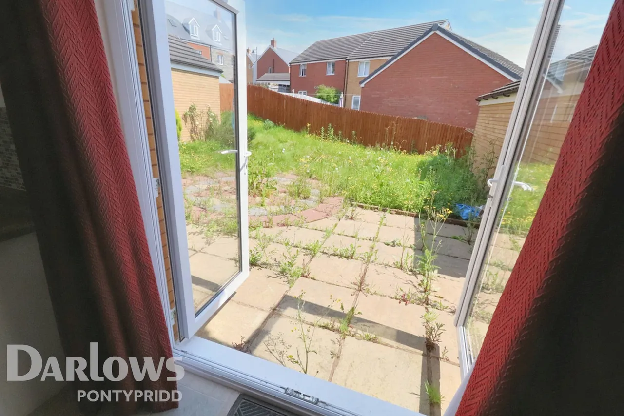 Bryn Eirlys, Bridgend, photo 12