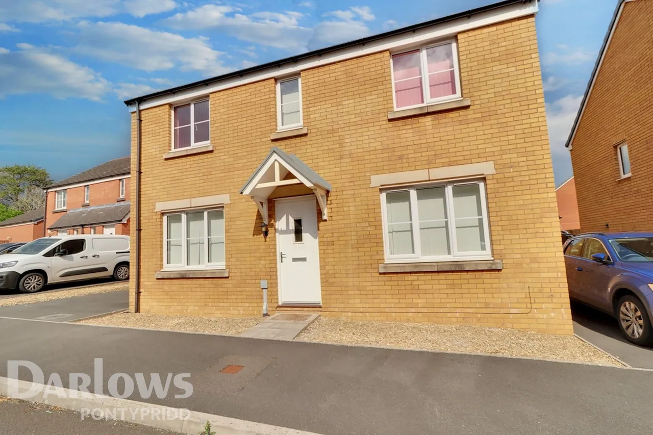 Bryn Eirlys, Bridgend, photo 31