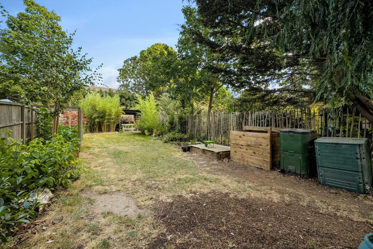 Luffman Road, SE12, photo 12