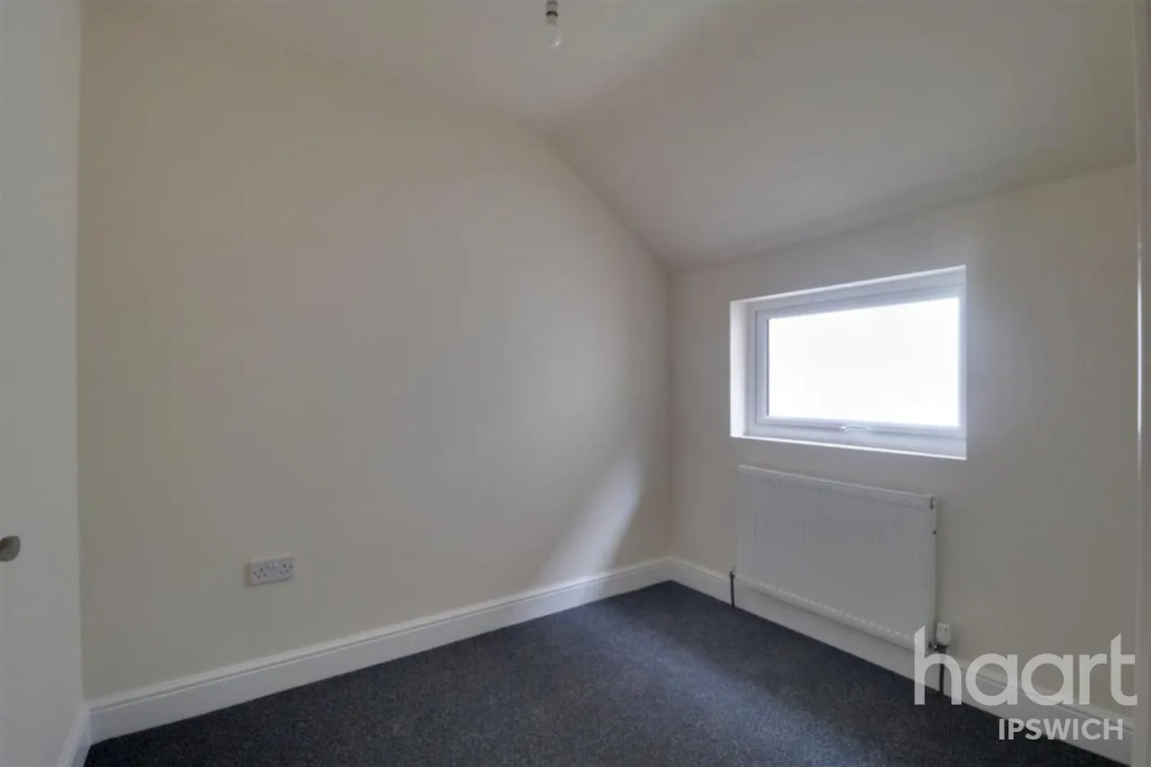Lacey Street, IP4, photo 7