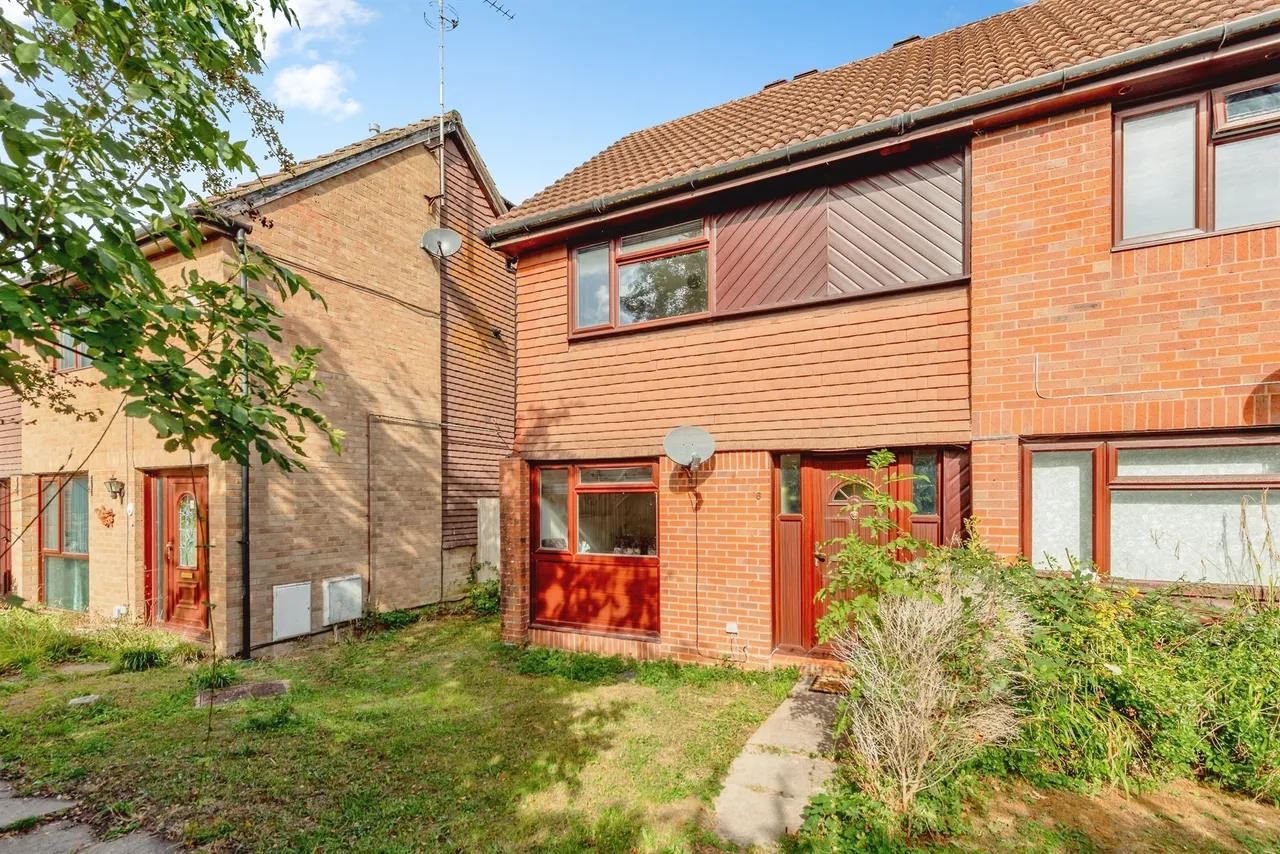 Gorling Close, Ifield, RH11, photo 13