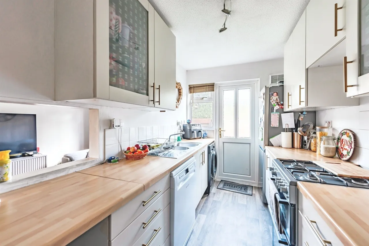Gorling Close, Ifield, RH11, photo 5