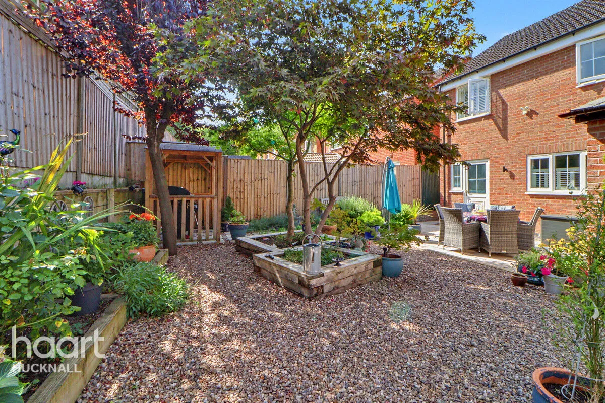 Castle Court, Heanor, DE75, photo 27