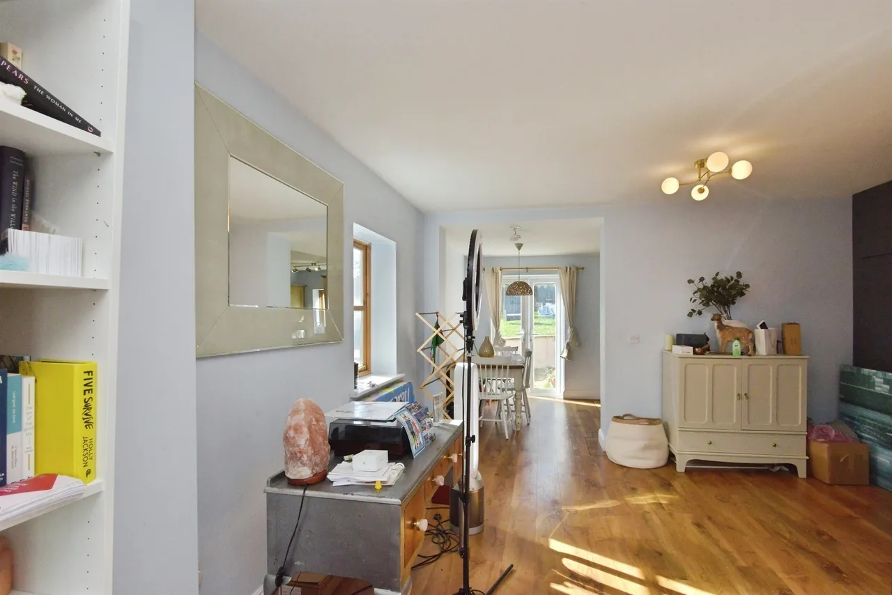 London Road, Loughton, MK5, photo 4