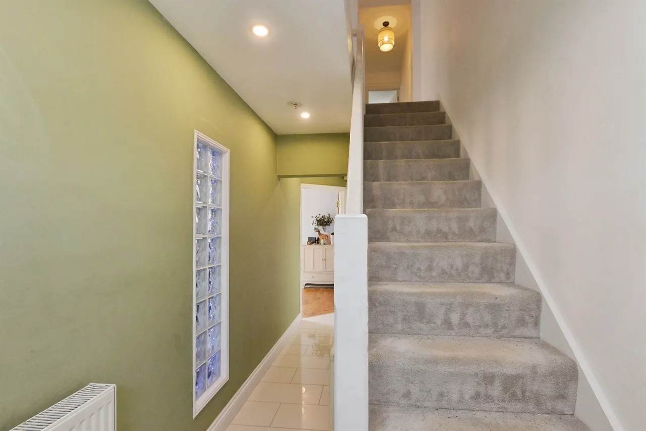 London Road, Loughton, MK5, photo 8
