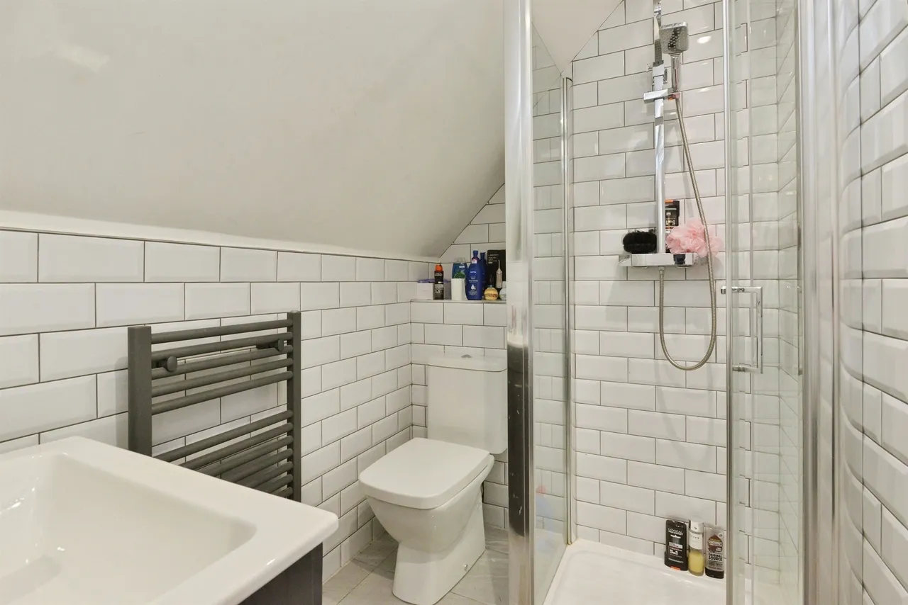 London Road, Loughton, MK5, photo 13