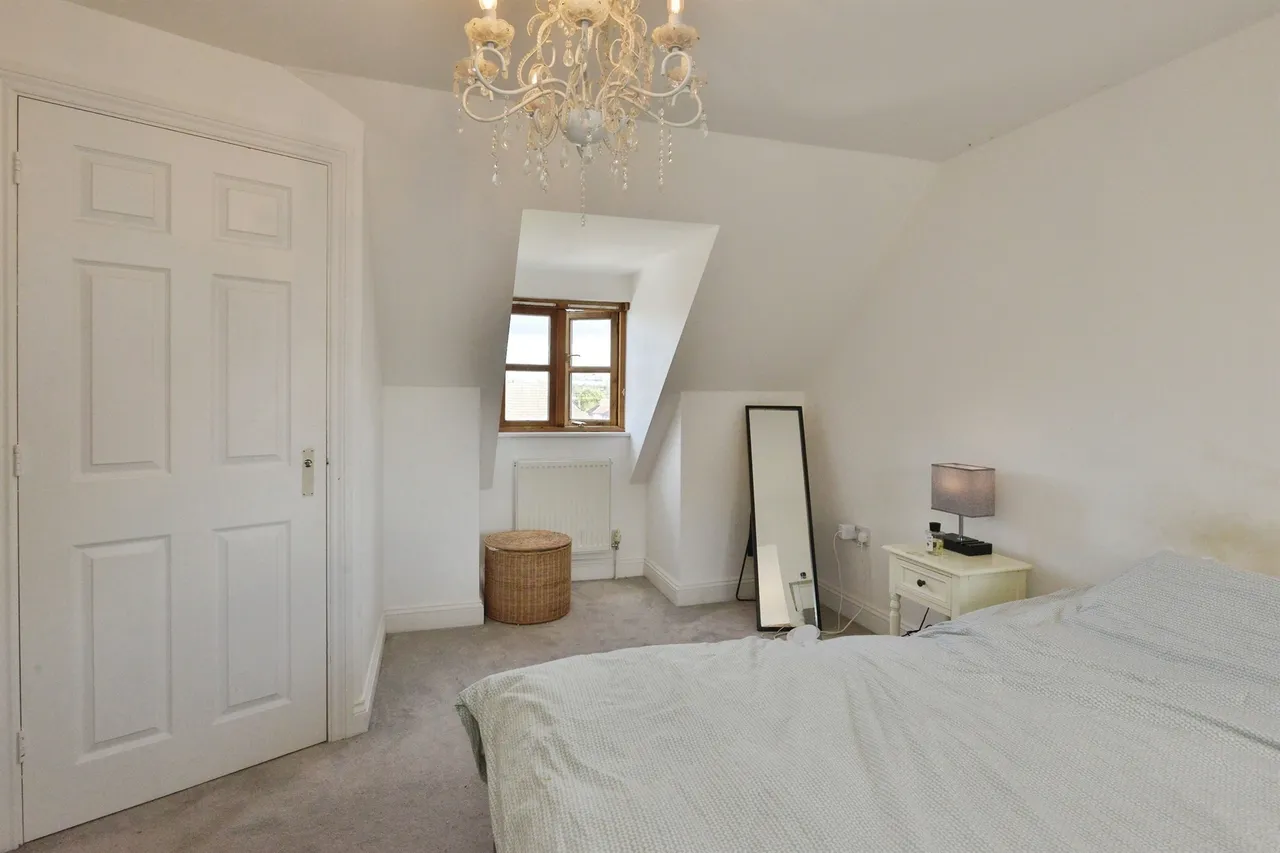 London Road, Loughton, MK5, photo 9