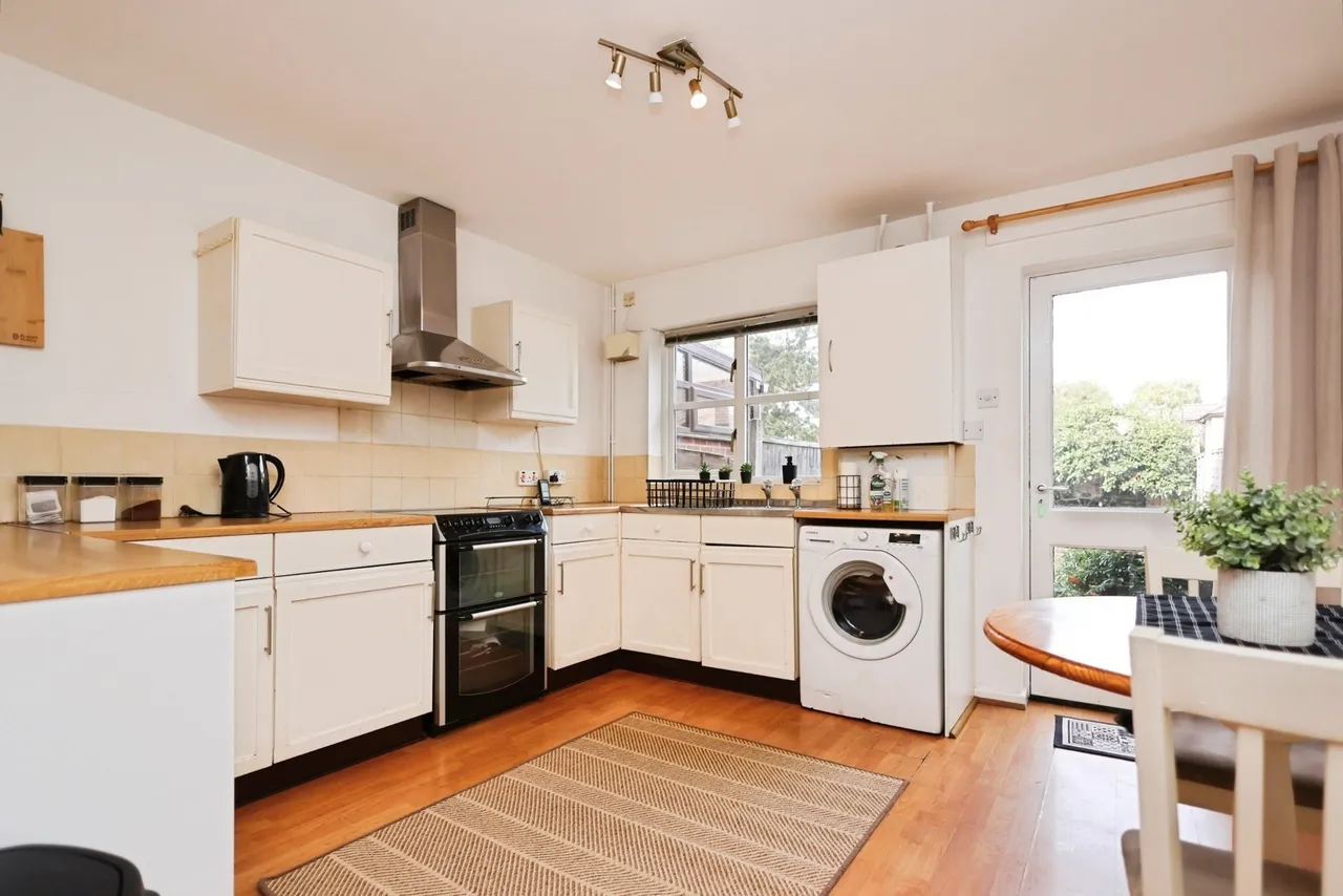 Pinewoods, Birmingham, B31, photo 2