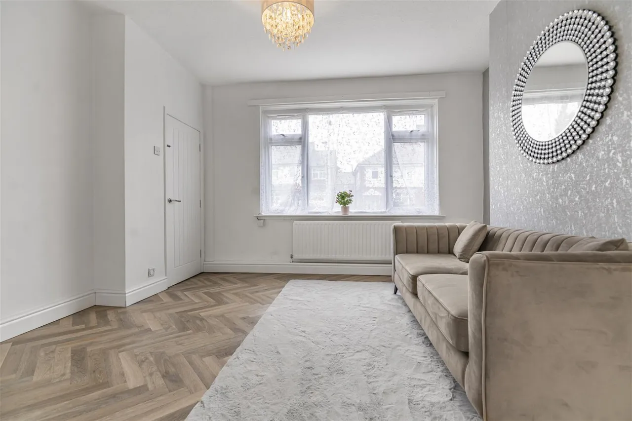 Plantation Avenue, Worsley, M28, photo 19