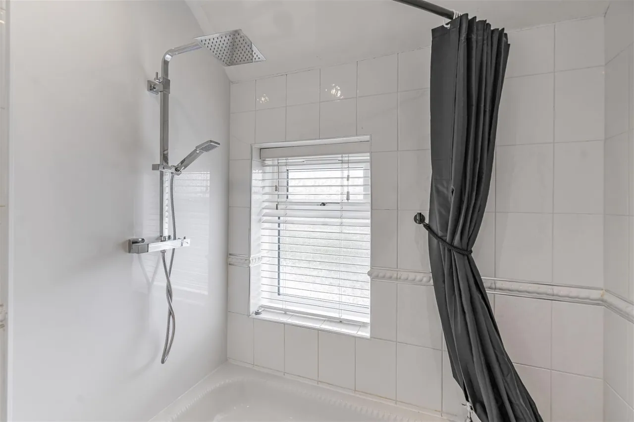 Plantation Avenue, Worsley, M28, photo 15