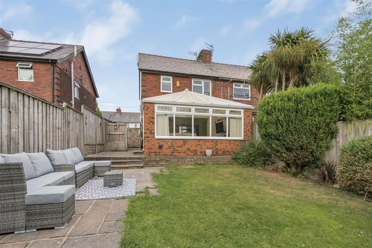 Plantation Avenue, Worsley, M28, photo 14