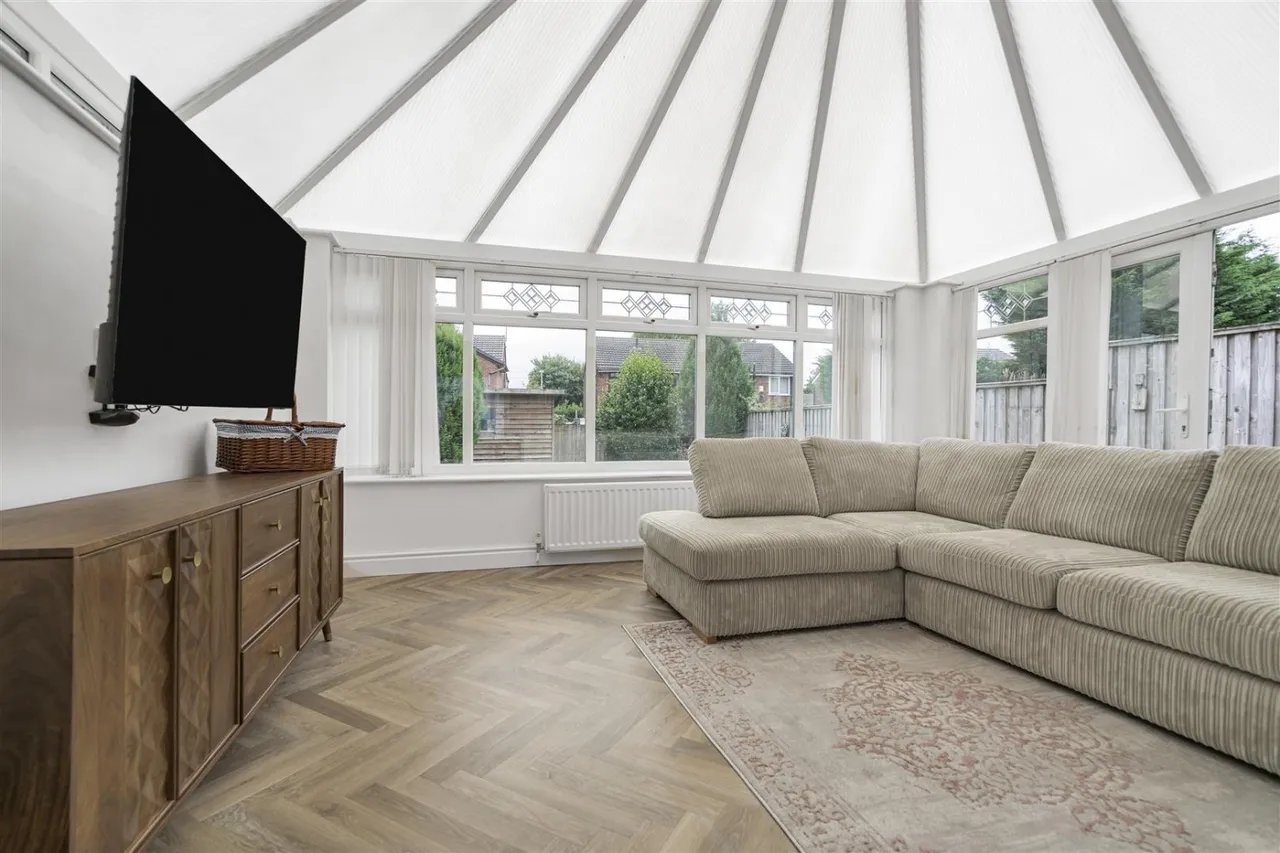 Plantation Avenue, Worsley, M28, photo 8
