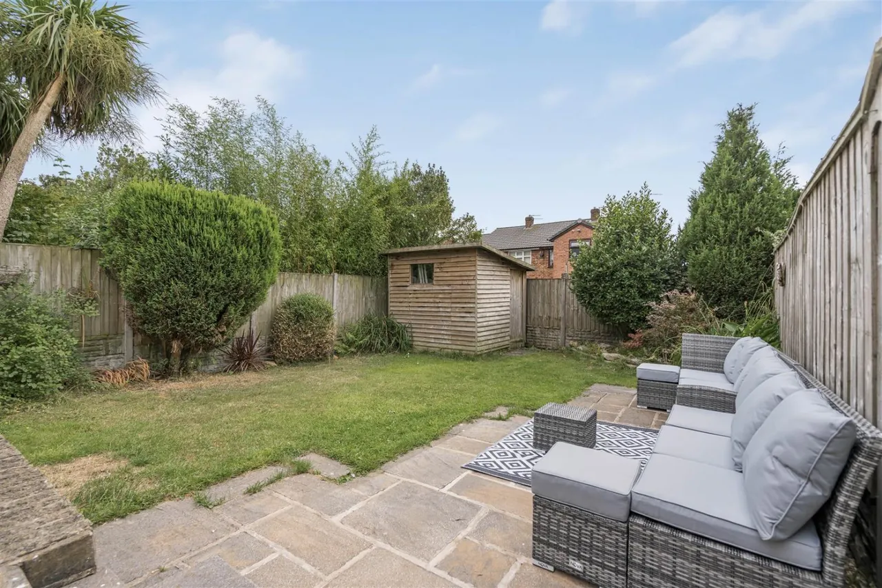 Plantation Avenue, Worsley, M28, photo 13