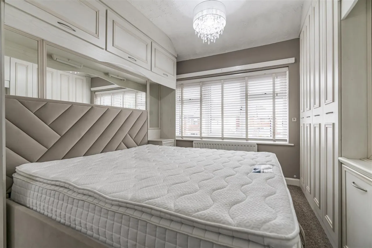 Plantation Avenue, Worsley, M28, photo 9