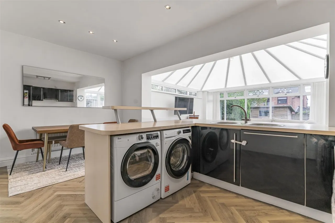 Plantation Avenue, Worsley, M28, photo 5