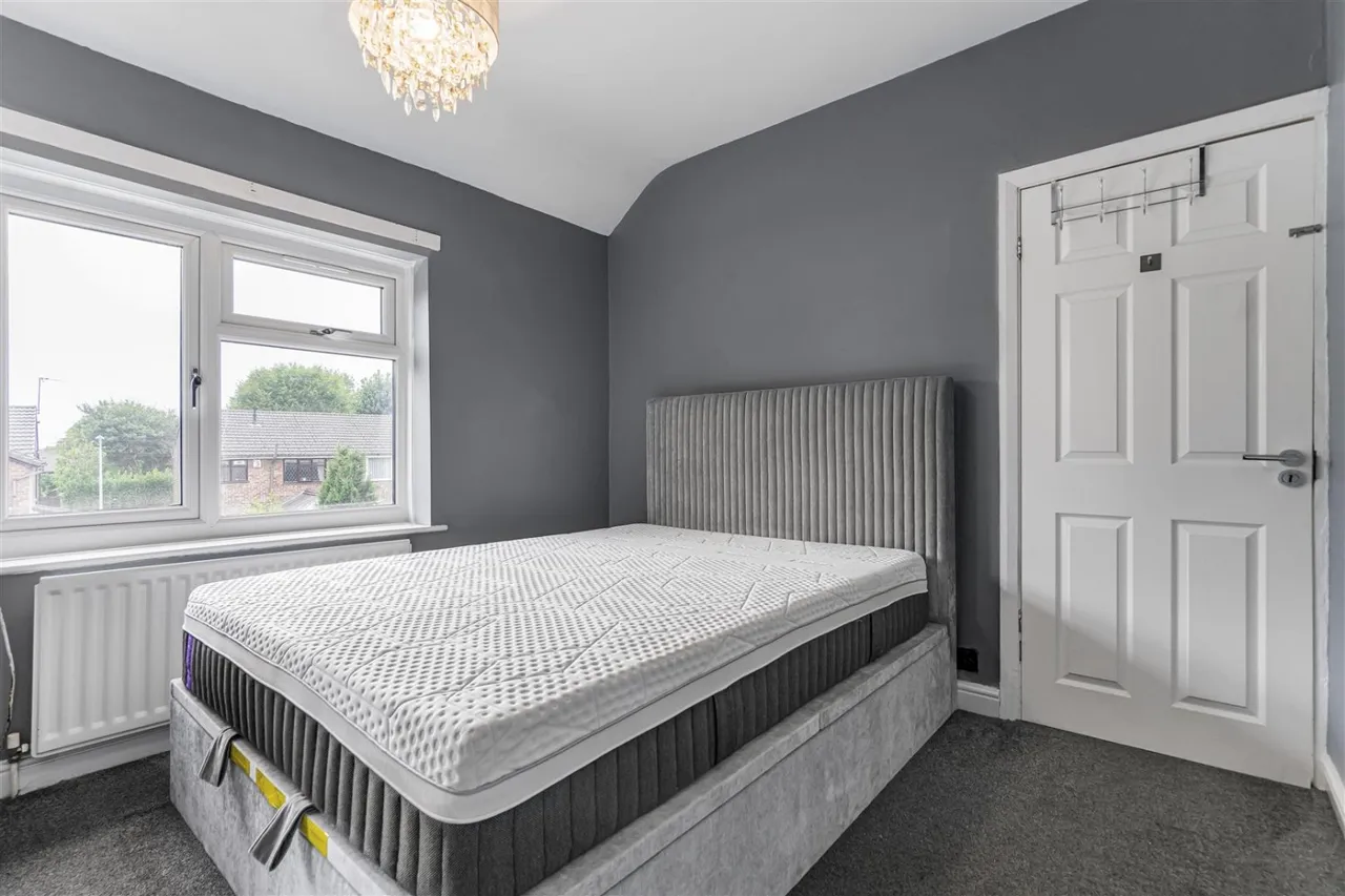 Plantation Avenue, Worsley, M28, photo 16