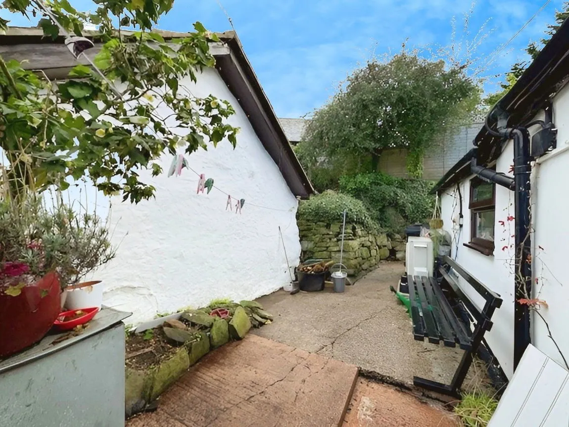 Gwespyr Hill, Gwespyr, Holywell, Flintshire, CH8 9lh, photo 14