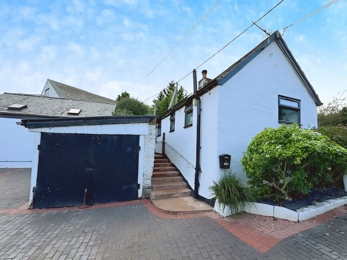 Gwespyr Hill, Gwespyr, Holywell, Flintshire, CH8 9lh, photo 13