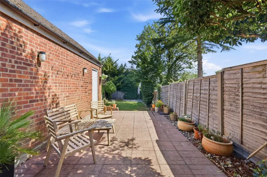 with 3 bedrooms in Bishop's Stortford, CM23, photo 11