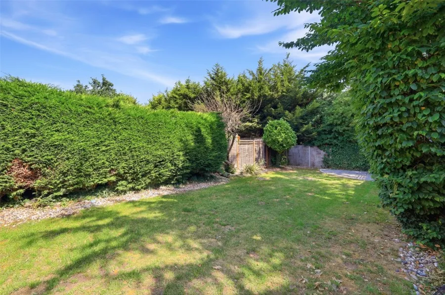 with 3 bedrooms in Bishop's Stortford, CM23, photo 12