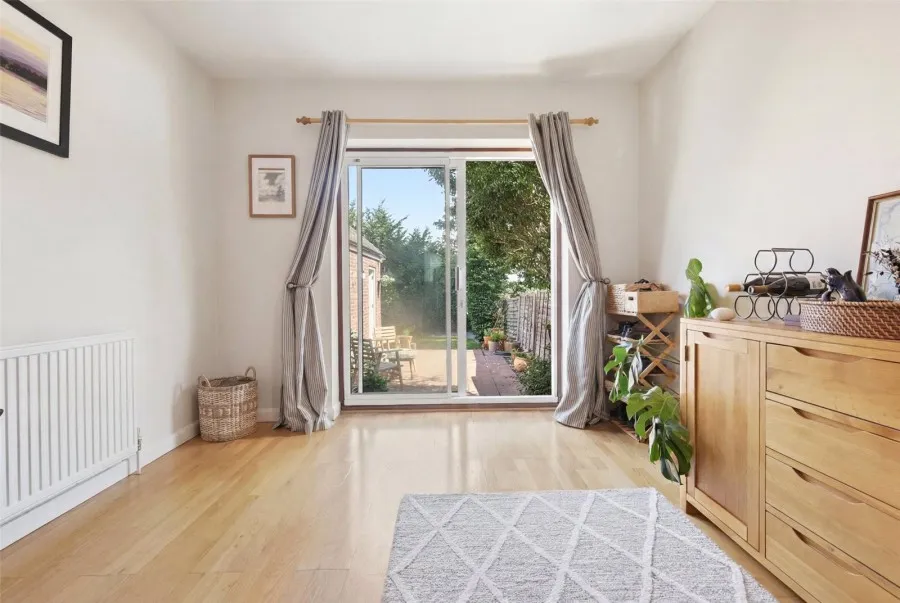 with 3 bedrooms in Bishop's Stortford, CM23, photo 5