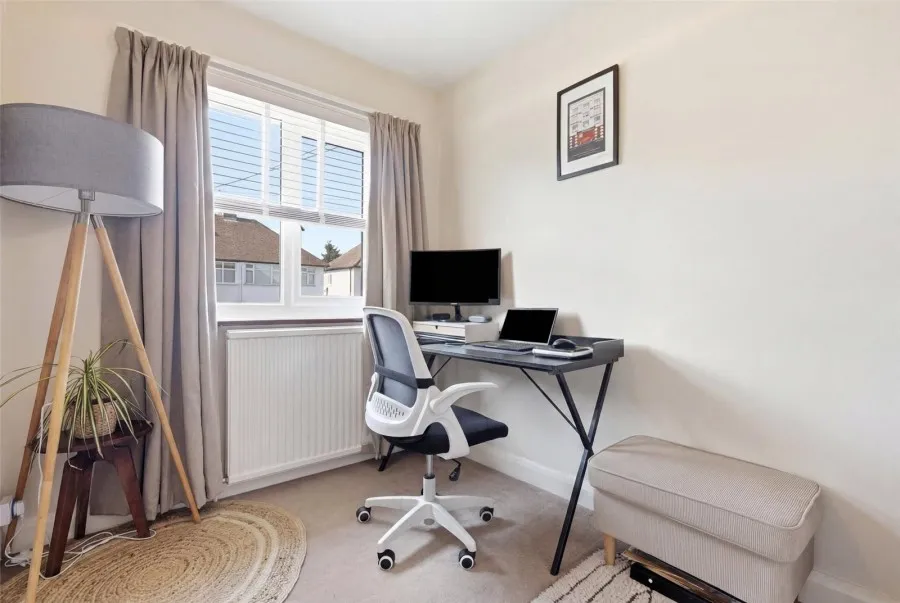 with 3 bedrooms in Bishop's Stortford, CM23, photo 15