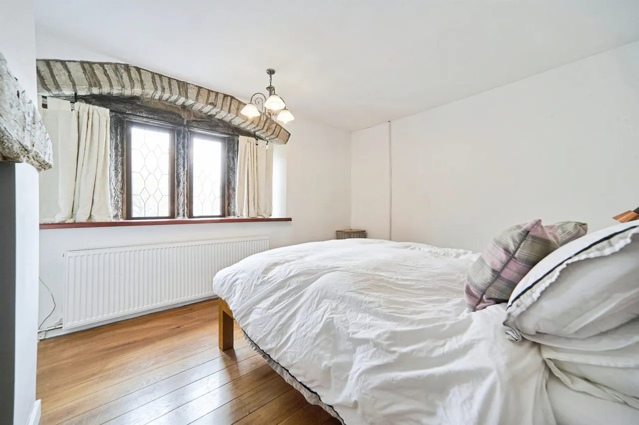 Long Lee Lane, Keighley, photo 12