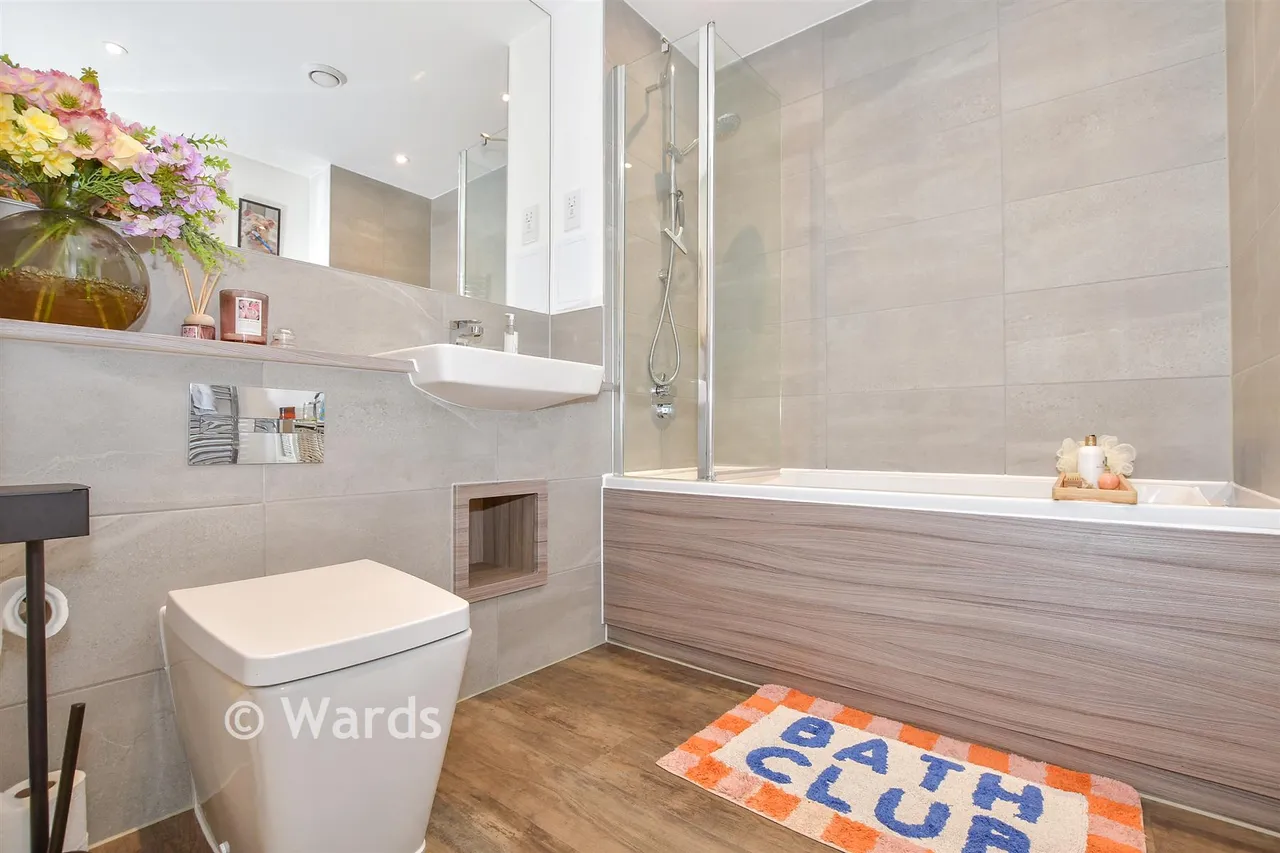 Eastern Avenue, Swanscombe, DA10, photo 11