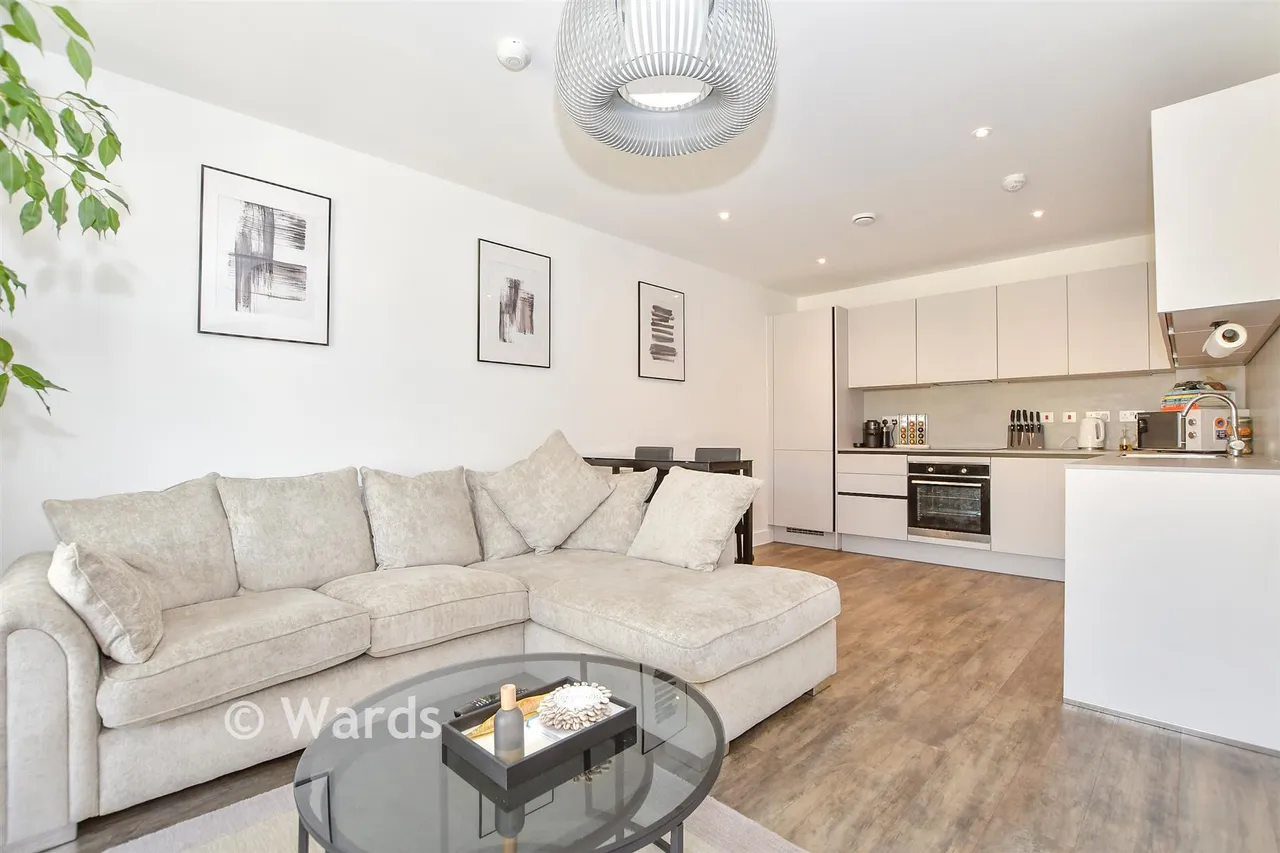 Eastern Avenue, Swanscombe, DA10, photo 3