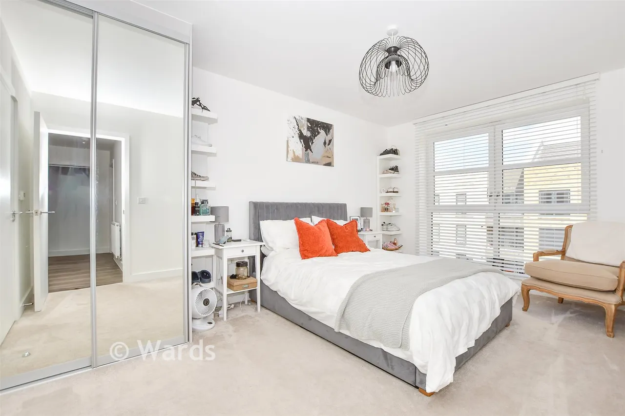 Eastern Avenue, Swanscombe, DA10, photo 8