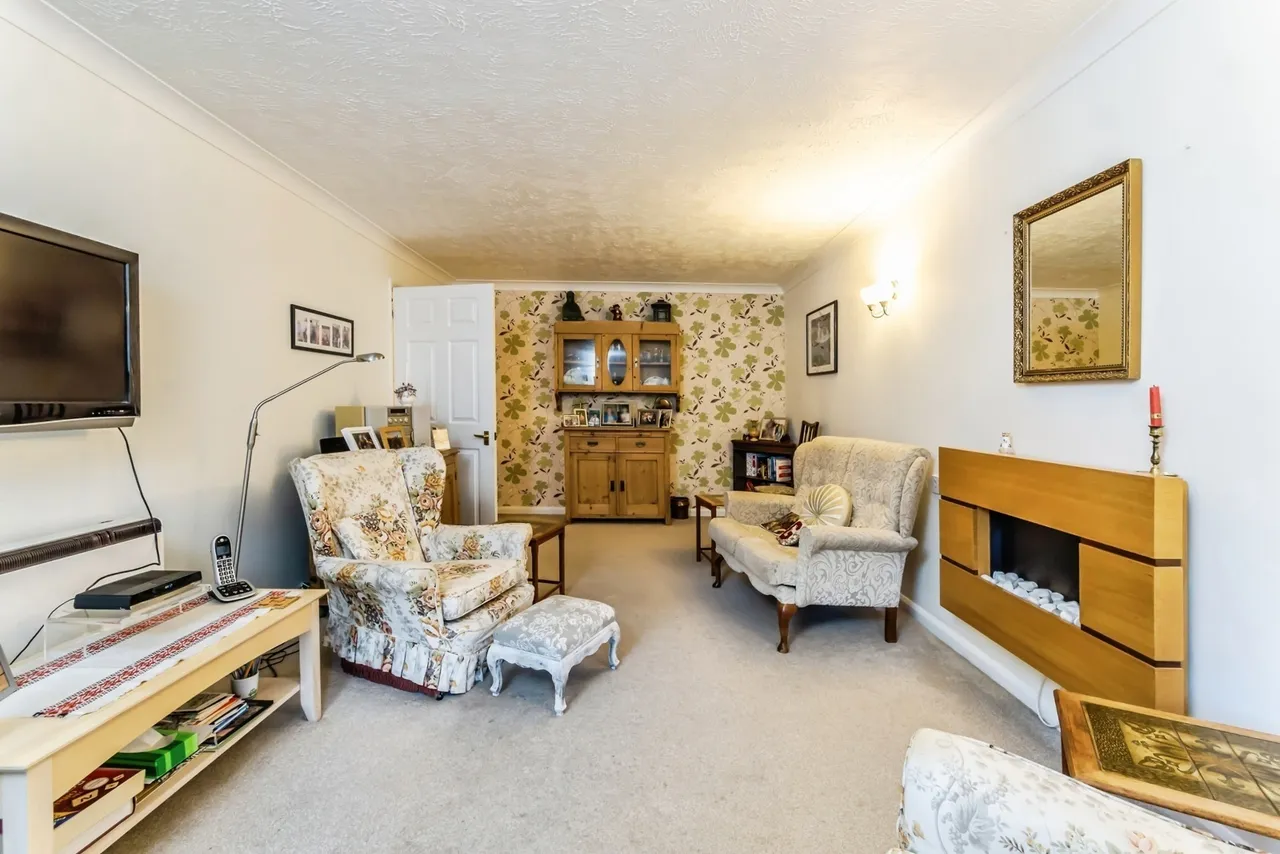 Croydon Road, Caterham, Surrey, CR3, photo 6