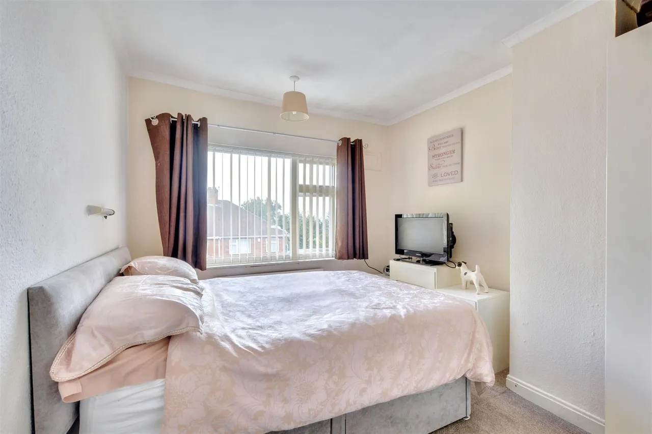 Adbolton Avenue, Gedling, NG4, photo 10