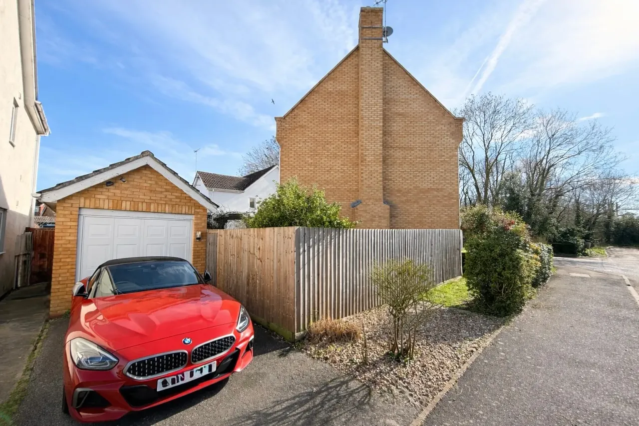 Nevendon Road, Wickford, SS12, photo 28