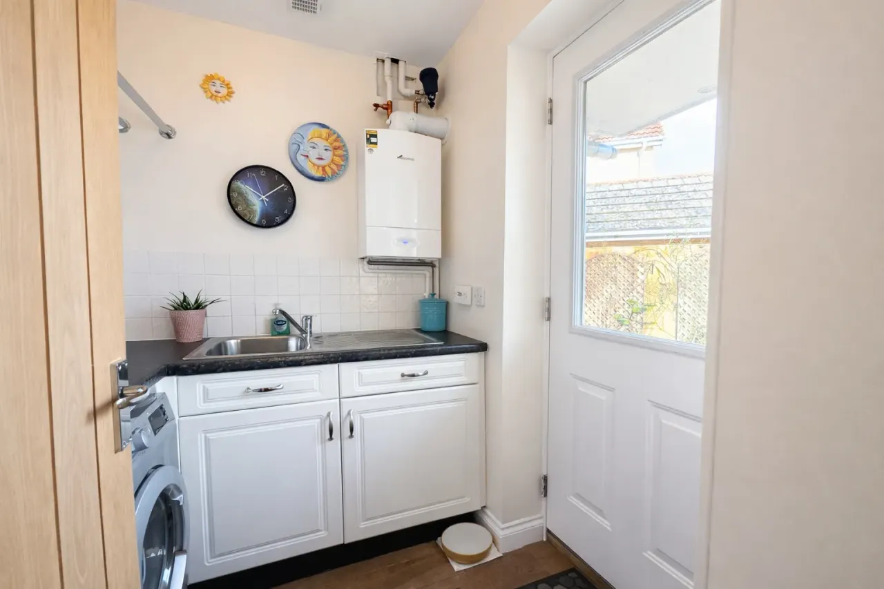 Nevendon Road, Wickford, SS12, photo 21