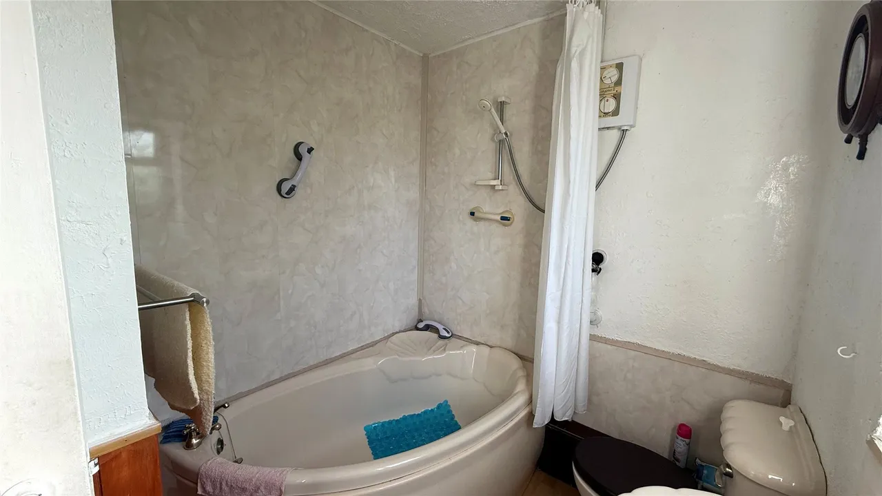 Kronsbec Avenue, Little Sutton, CH66, photo 20