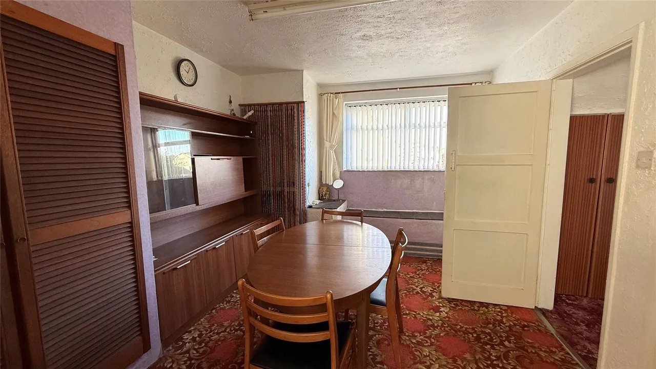Kronsbec Avenue, Little Sutton, CH66, photo 8