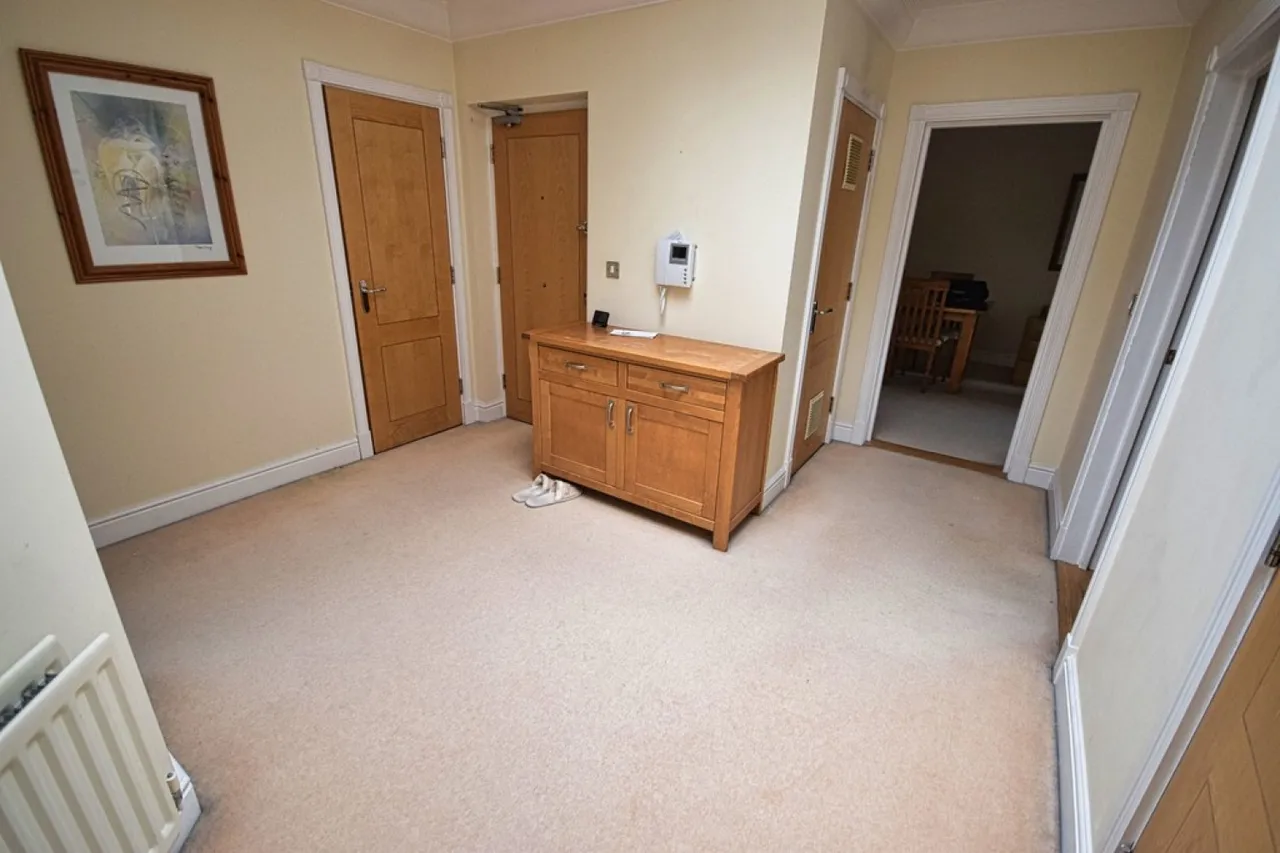 Ashleigh Heights, 514 Warwick Road, Solihull, photo 2