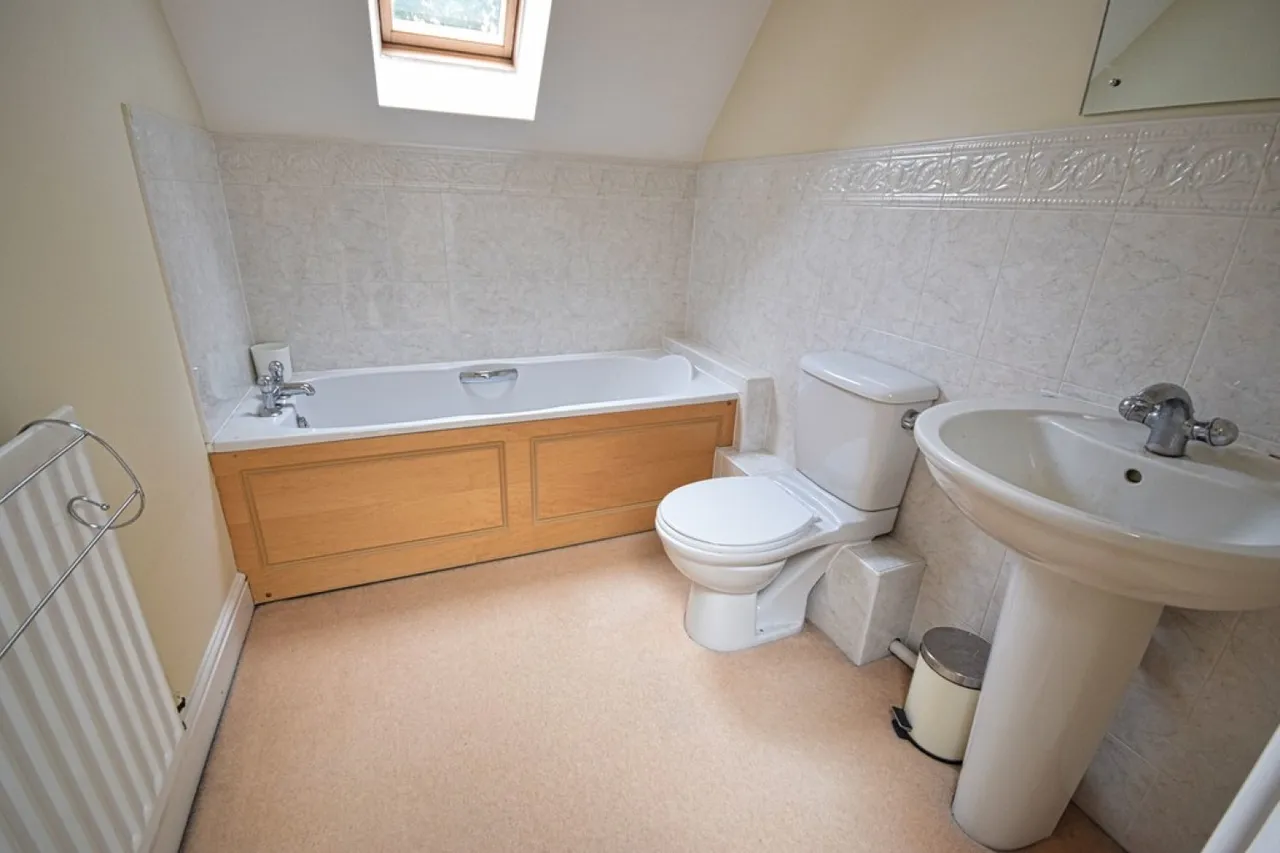 Ashleigh Heights, 514 Warwick Road, Solihull, photo 8