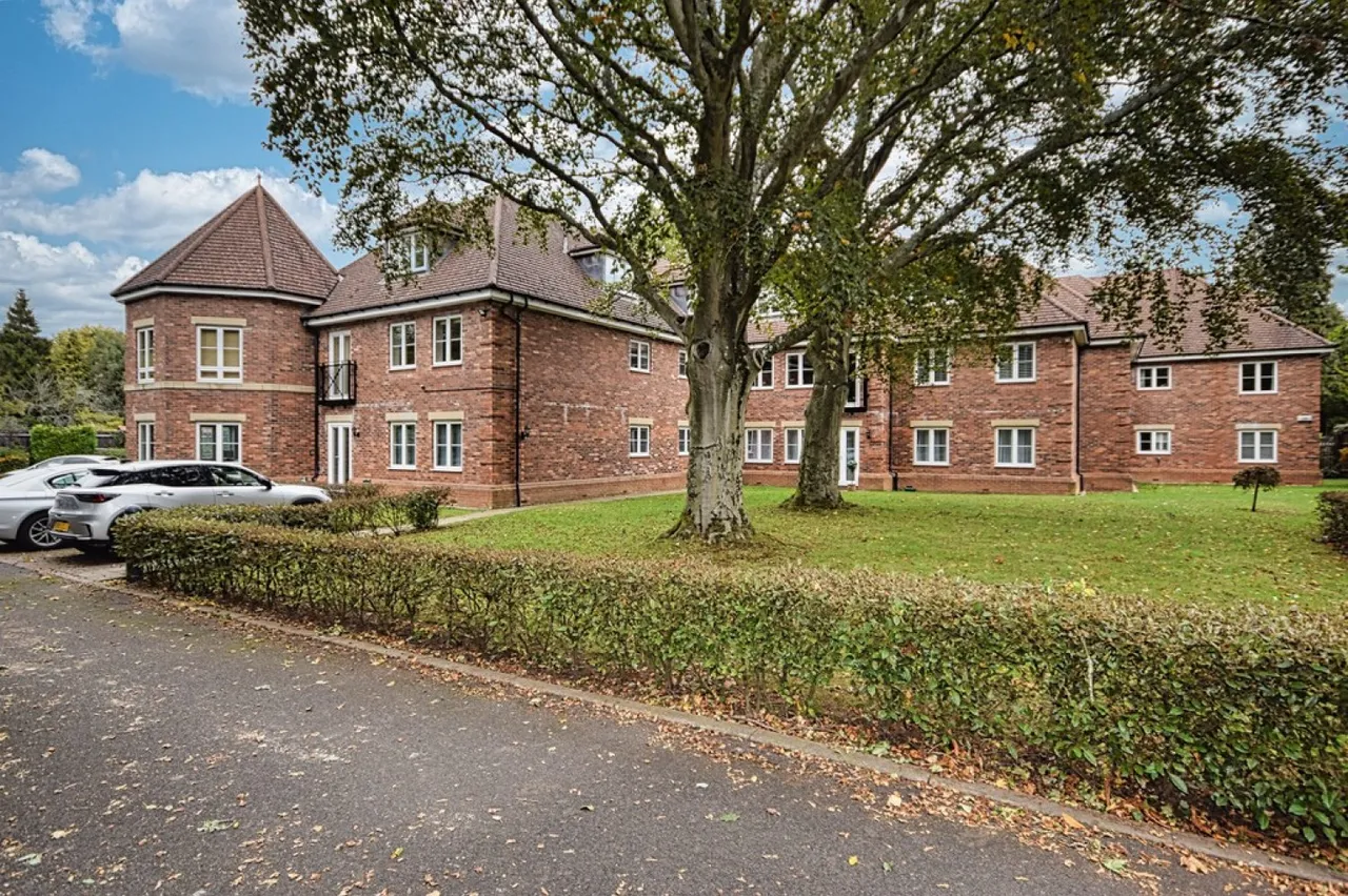 Ashleigh Heights, 514 Warwick Road, Solihull, photo 9