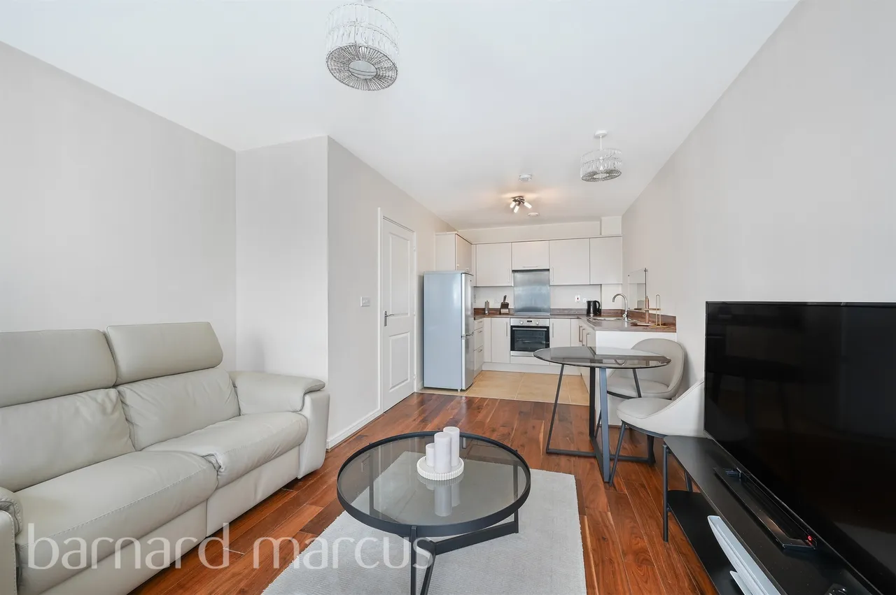 Schoolgate Drive, Morden, SM4, photo 6