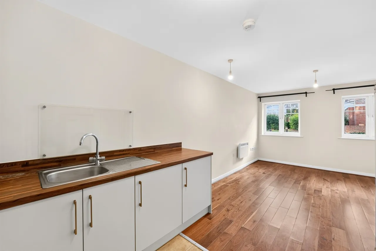 Schoolgate Drive, Morden, SM4, photo 29